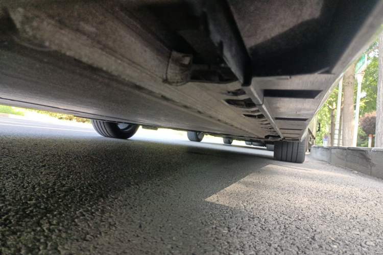 Used Nissan N7 2025 625 Pro Chassis Front Left