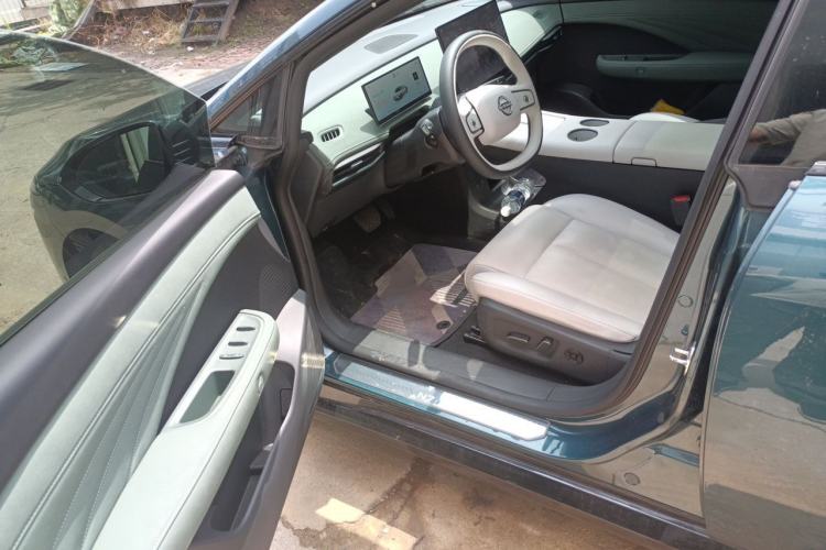 Used Nissan N7 2025 510 Max Driver Seat