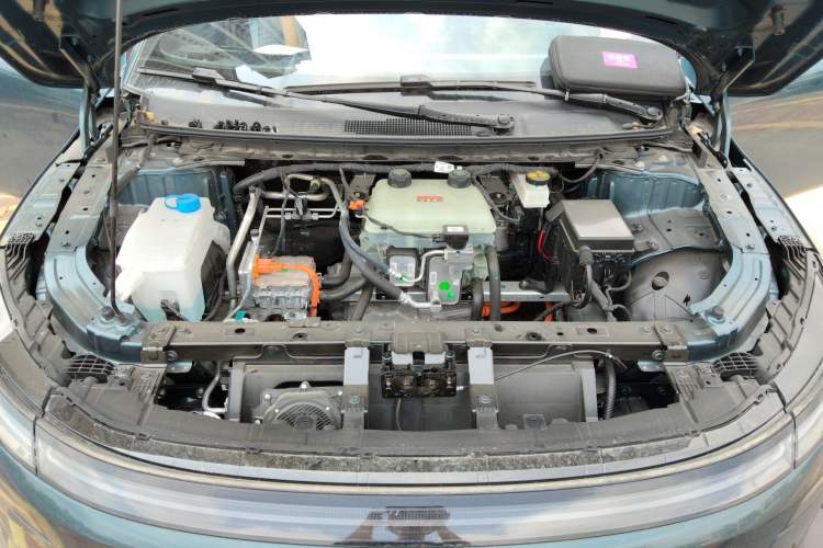 Used Nissan N7 2025 510 Pro Engine Bay