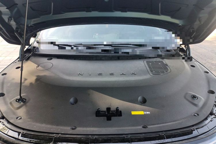 Used Nissan N7 2025 625 Pro Engine Bay