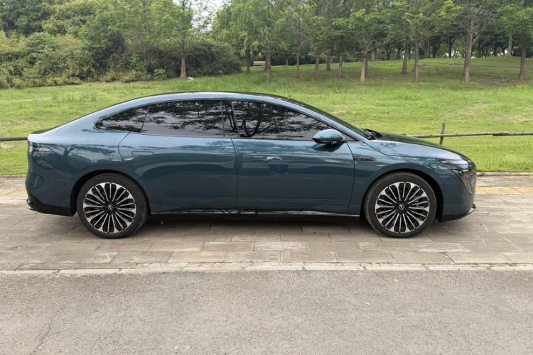 Used Nissan N7 2025 625 Max Exterior 11