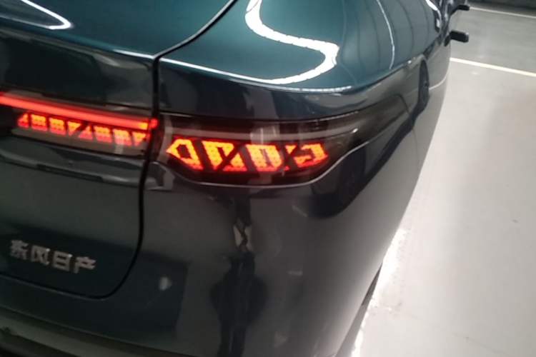 Used Nissan N7 2025 510 Max Exterior 3