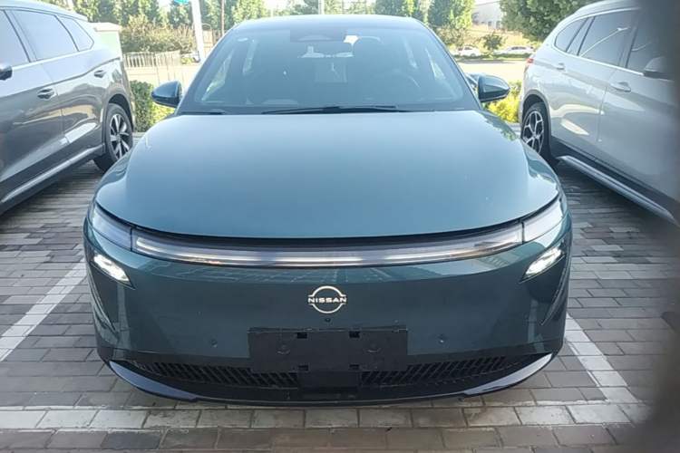 Used Nissan N7 2025 625 Max Front