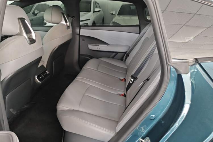 Used Nissan N7 2025 510 Max Left Rear Seat