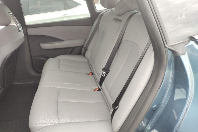 Used Nissan N7 2025 625 Max Left Rear Seat