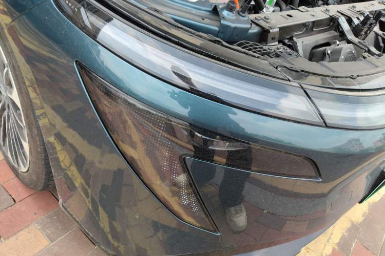 Used Nissan N7 2025 510 Pro Right Front Headlight