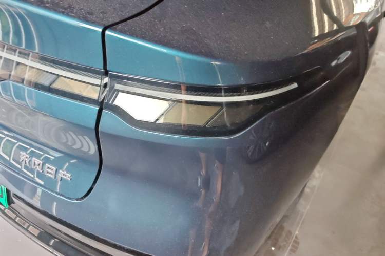Used Nissan N7 2025 625 Pro Right Rear Taillight