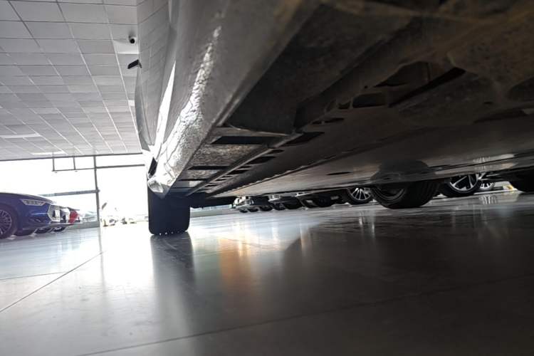 Used Nissan N7 2025 510 Max Right Side Sill