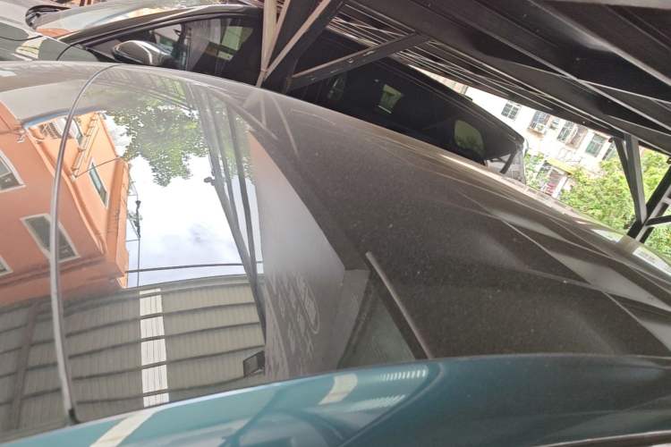 Used Nissan N7 2025 625 Pro Roof