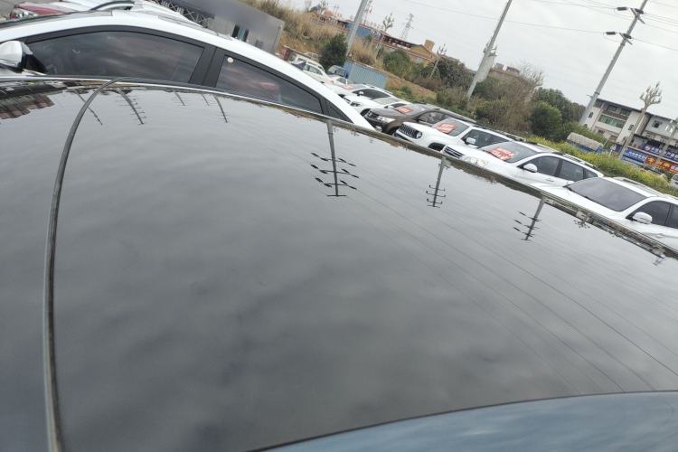 Used Nissan N7 2025 625 Max Roof