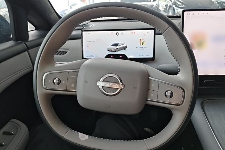 Used Nissan N7 2025 510 Max Steering Wheel