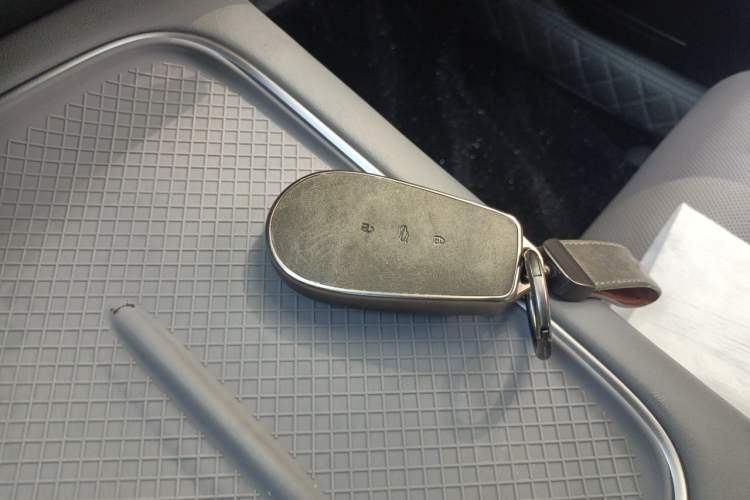 Used Nissan N7 2025 625 Pro Vehicle Key