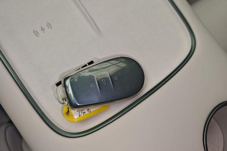 Used Nissan N7 2025 625 Max Vehicle Key