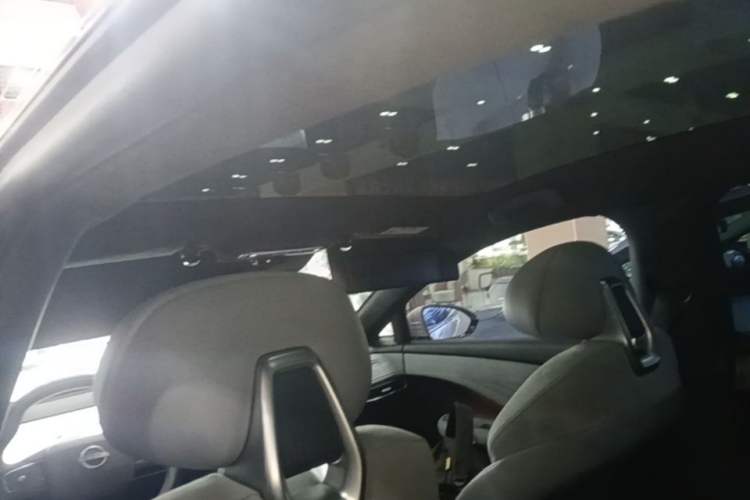 Used Nissan N7 2025 510 Max Headliner