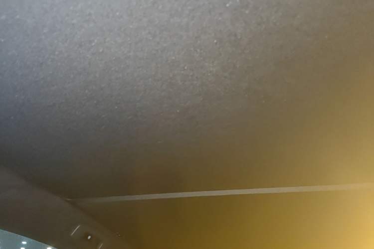 Used Nissan N7 2025 625 Max Headliner