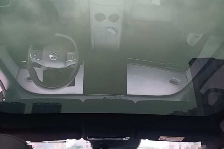 Used Nissan N7 2025 510 Max Headliner
