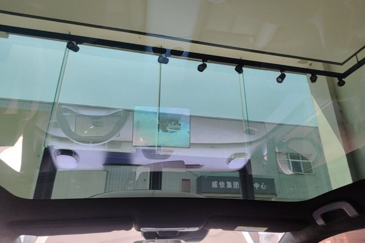 Used Nissan N7 2025 625 Max Headliner