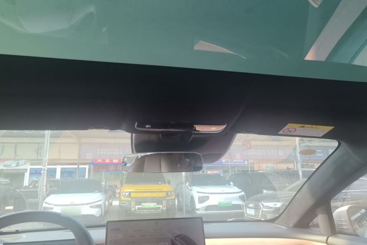 Used Nissan N7 2025 510 Max Headliner