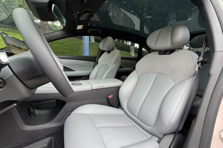Used Nissan N7 2025 510 Max Interior 1