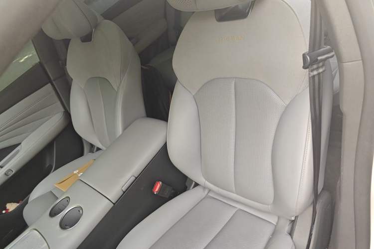 Used Nissan N7 2025 510 Max Left Front Seat