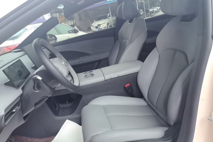Used Nissan N7 2025 510 Pro Left Front Seat