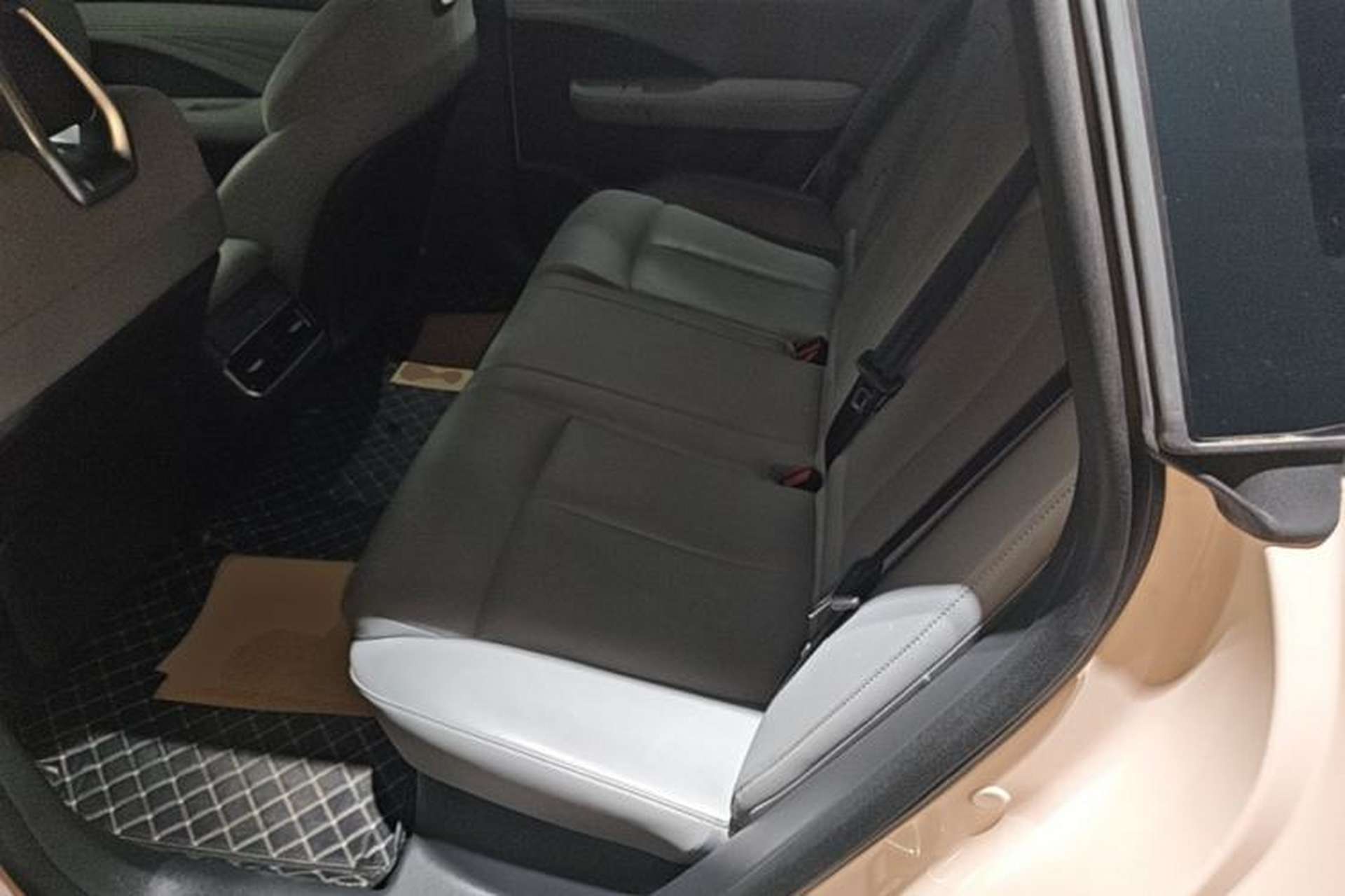 Used Nissan N7 2025 510 Pro Left Rear Seat