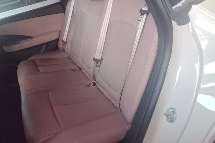 Used Nissan N7 2025 510 Max Left Rear Seat