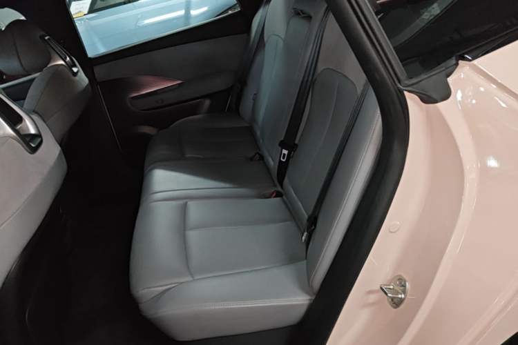 Used Nissan N7 2025 510 Max Left Rear Seat