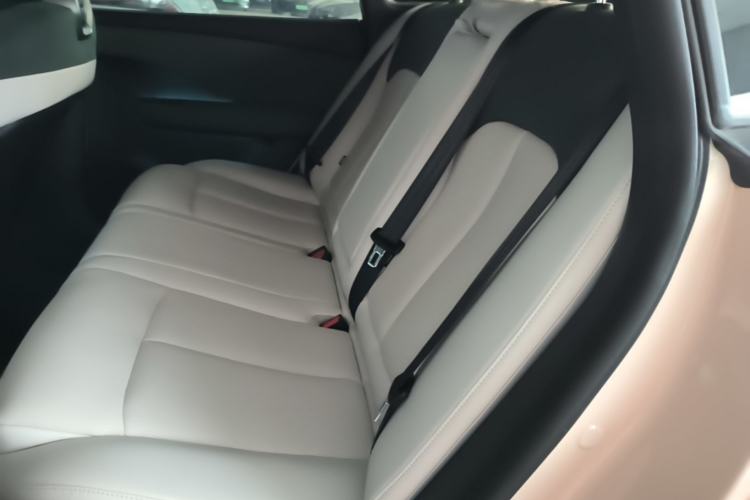 Used Nissan N7 2025 625 Max Left Rear Seat