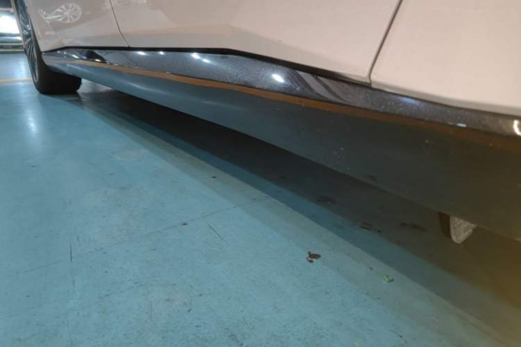 Used Nissan N7 2025 625 Max Left Side Sill