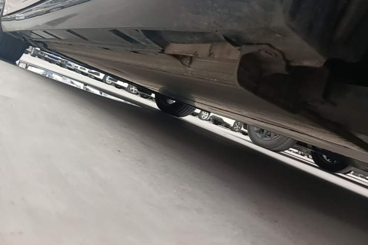 Used Nissan N7 2025 510 Max Left Side Sill