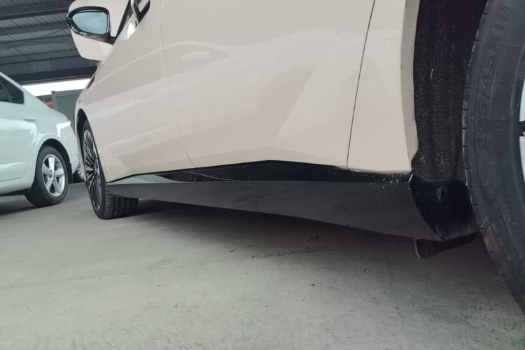 Used Nissan N7 2025 510 Pro Left Side Sill