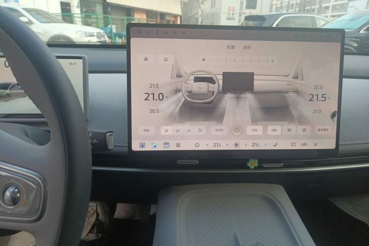 Used Nissan N7 2025 510 Pro Audio And AC Panel