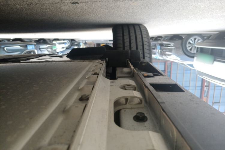 Used Nissan N7 2025 510 Pro Chassis Rear Right