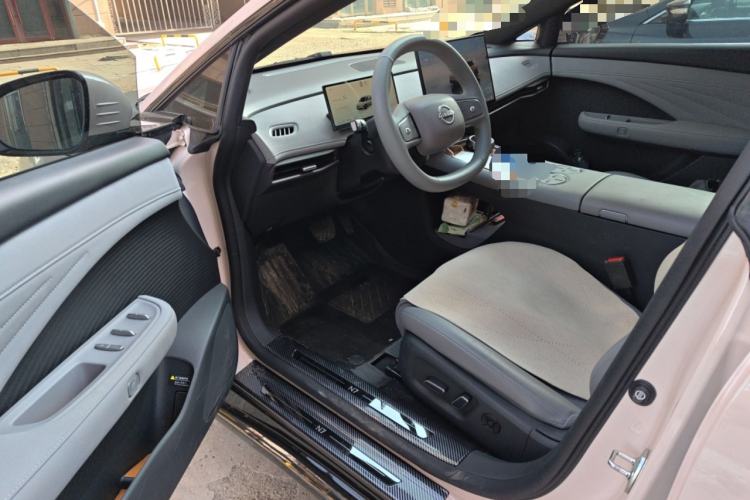 Used Nissan N7 2025 510 Pro Driver Seat