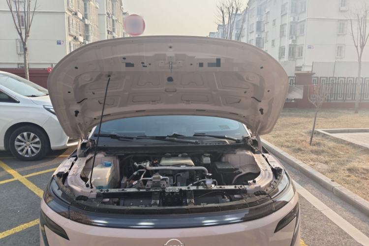 Used Nissan N7 2025 510 Max Engine Bay