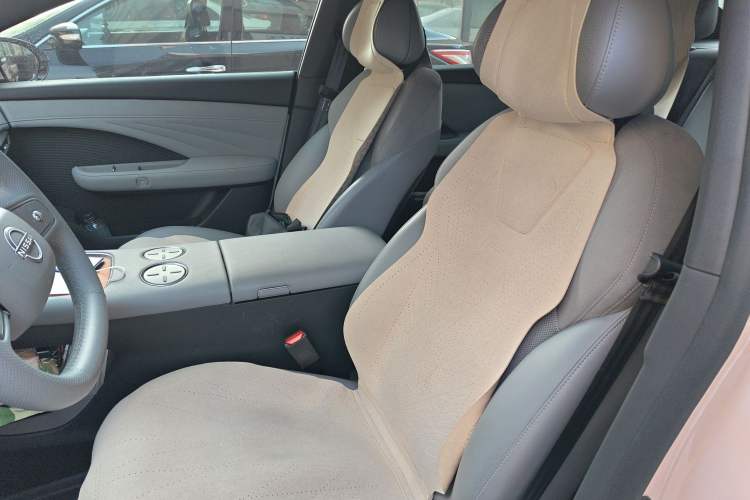 Used Nissan N7 2025 510 Pro Left Front Seat