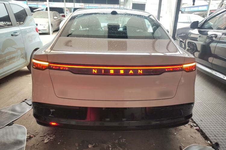 Used Nissan N7 2025 625 Max Rear