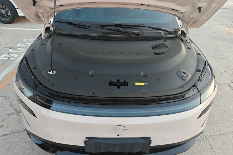 Used Nissan N7 2025 510 Max Engine Bay