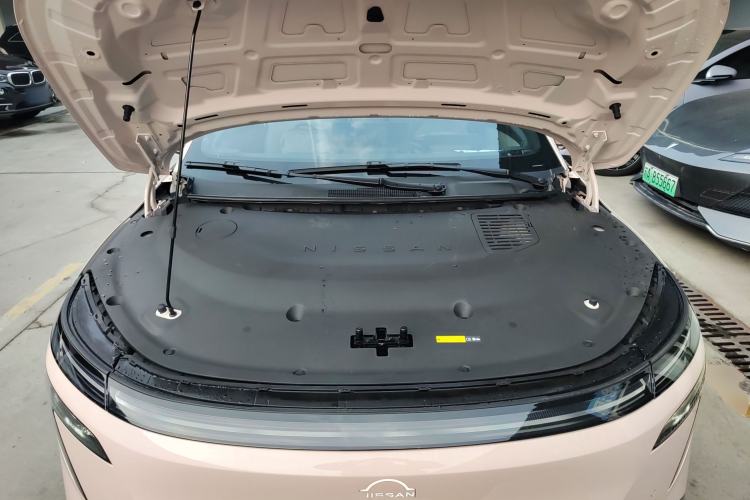 Used Nissan N7 2025 510 Max Engine Bay