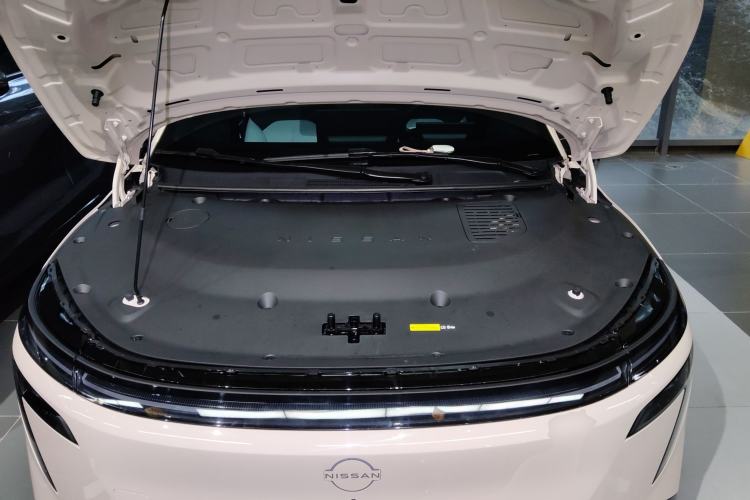 Used Nissan N7 2025 510 Pro Engine Bay