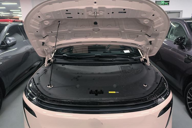 Used Nissan N7 2025 510 Pro Engine Bay