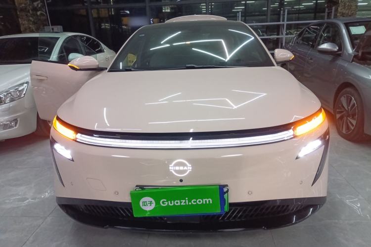 Used Nissan N7 2025 625 Max Exterior 1
