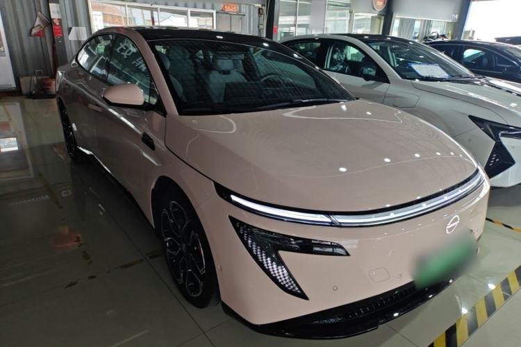 Used Nissan N7 2025 625 Max Exterior 1
