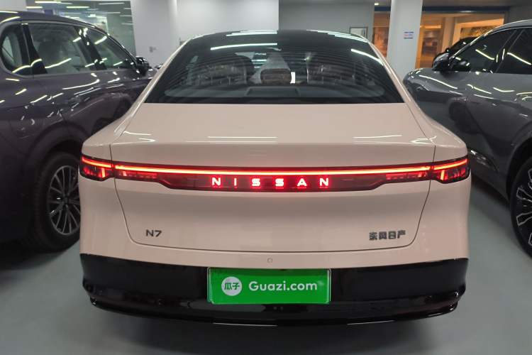 Used Nissan N7 2025 510 Pro Exterior 4