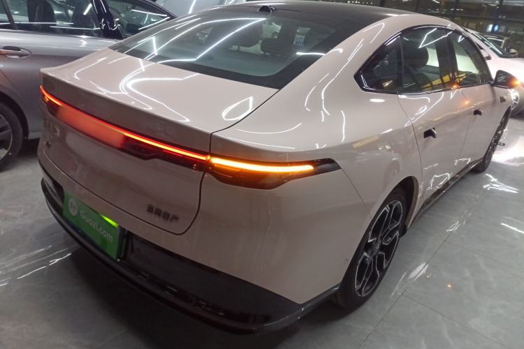 Used Nissan N7 2025 625 Max Exterior 5