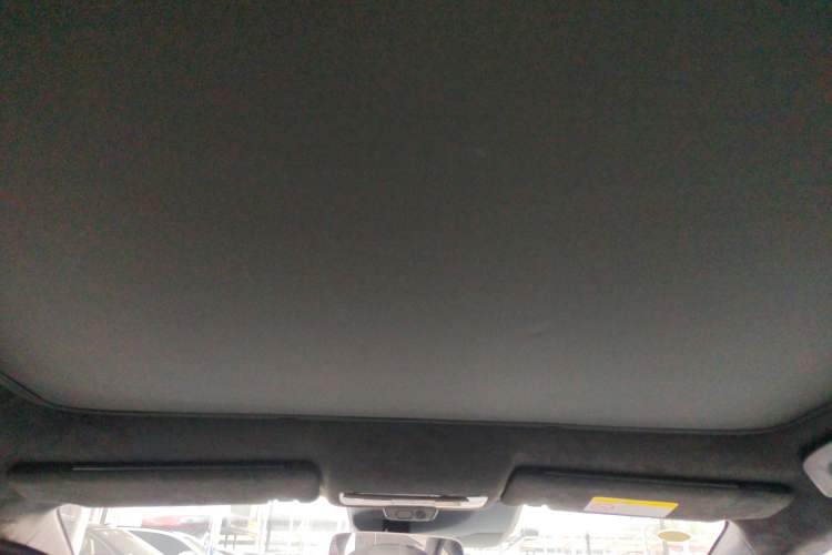 Used Nissan N7 2025 510 Max Headliner