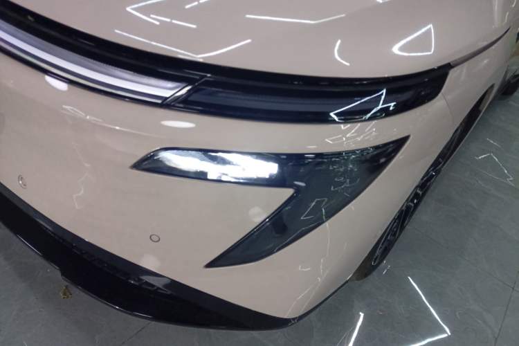 Used Nissan N7 2025 625 Max Left Front Headlight
