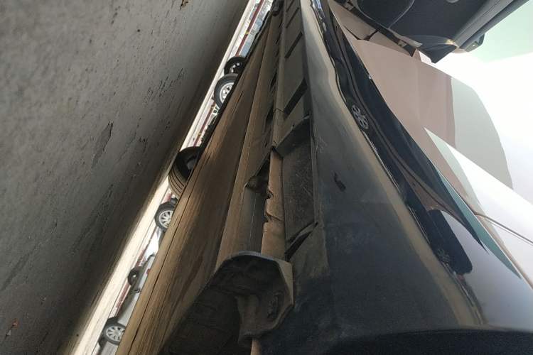 Used Nissan N7 2025 625 Max Left Side Sill