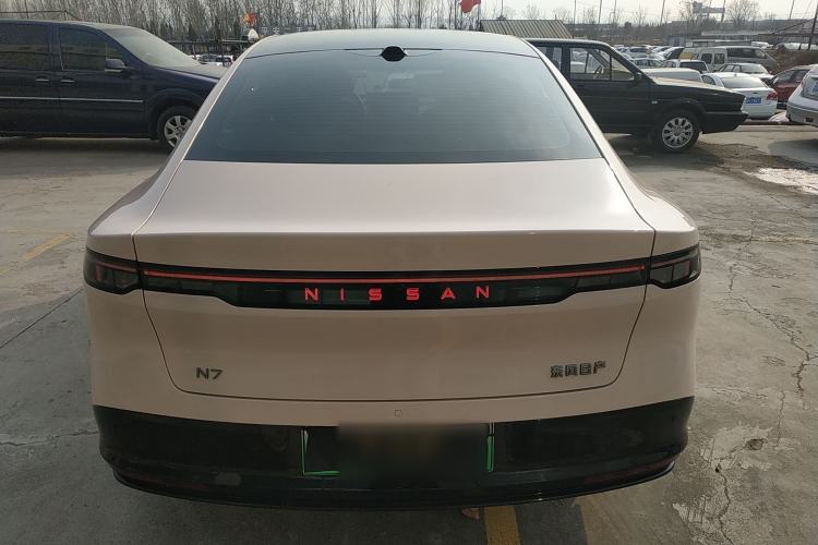 Used Nissan N7 2025 625 Max Rear